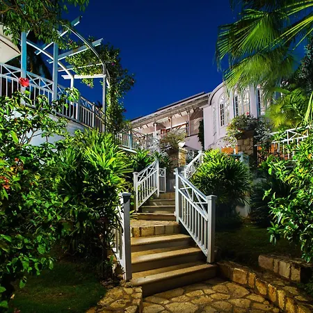 Round Hill Hotel & Villas-3